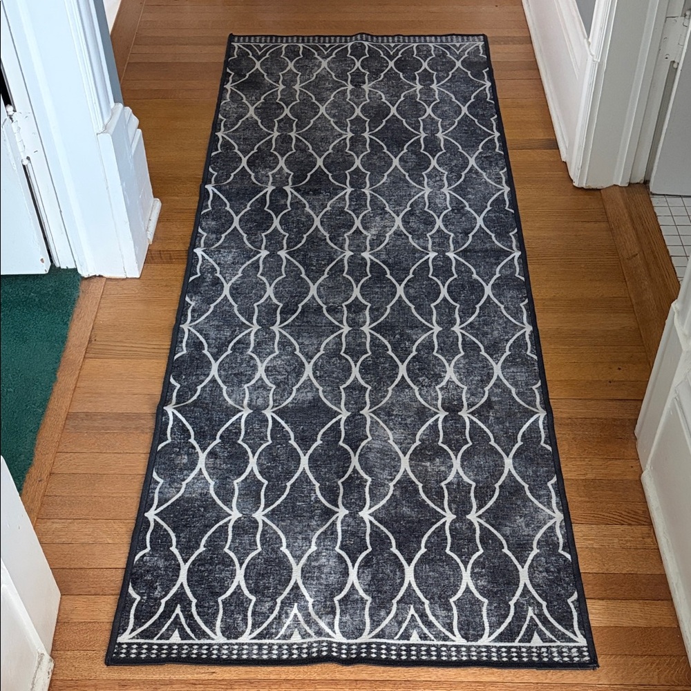Ruggable Grogu Trellis Black/Gray Patterned Runner Rug